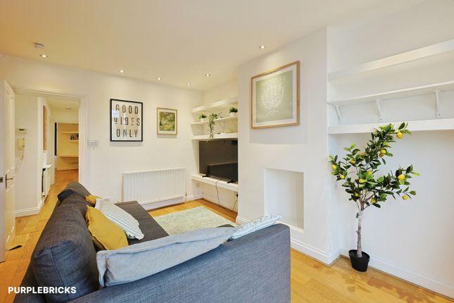 First Floor Flat,, 57 Ellesmere Road, Chiswick photo 2