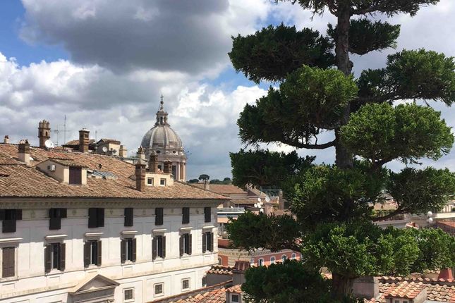 Apartment for sale in Piazza Borghese, 1, 00186 Roma Rm, Italy