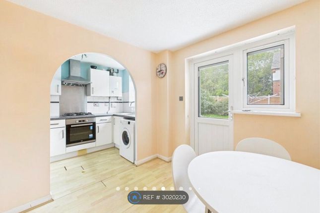 Ormonds Close, Bradley Stoke, Bristol photo 5