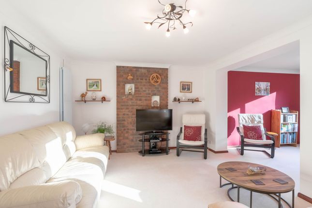 9 Chestnut Rise, Cambridge photo 4