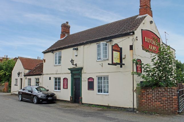 Pub/bar for sale in White House Lane, Scunthorpe
