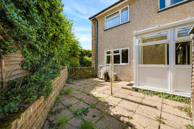 89, Wisteria Gardens, Kent photo 2
