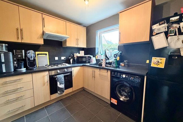 37 York Gardens, Carlisle photo 3