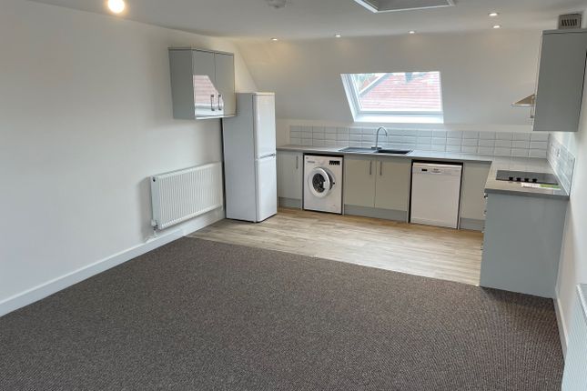 Flat to rent in Devitt Way, Broughton Astley, Leicester