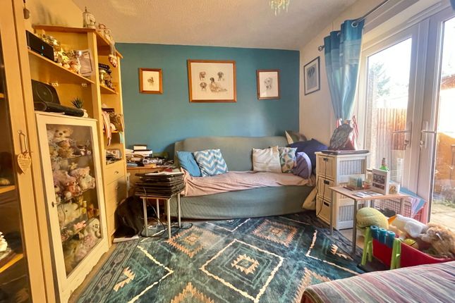 12, Station Road, Bourne photo 2