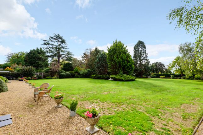 Flat for sale in Camden Park Road, Chislehurst, Kent