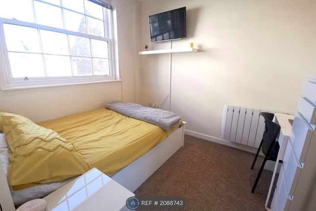 Flat to rent in Bath Street, Leamington Spa