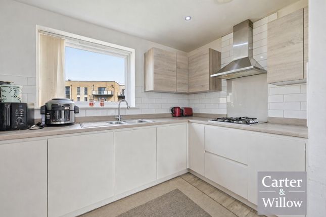 55, Handley Page Road, Barking photo 3