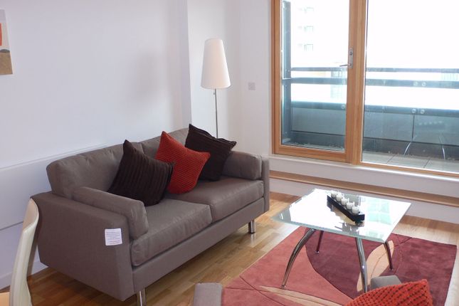 Flat to rent in The Gateway West, East Street, Leeds, West Yorkshire