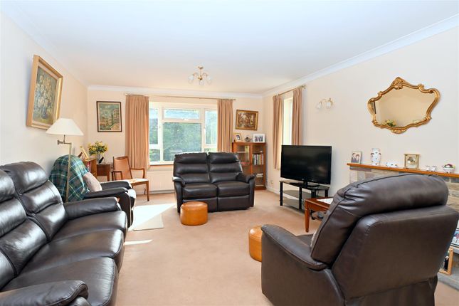 5, Ratton Drive, Eastbourne photo 4