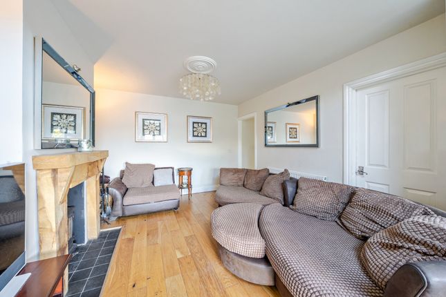 9, Cross Way, Harpenden photo 4