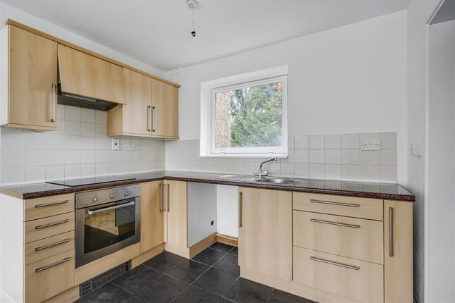 24 The Nook, Broadgate Avenue, Nottingham photo 4