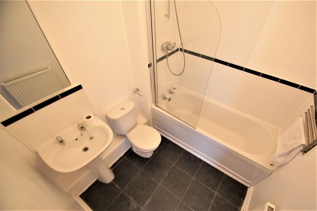Flat 9 Breton Court, 2, Paladine Way, Coventry photo 5