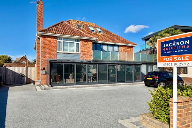 2-bed flat on Marine Crescent, Worthing, £495,000
