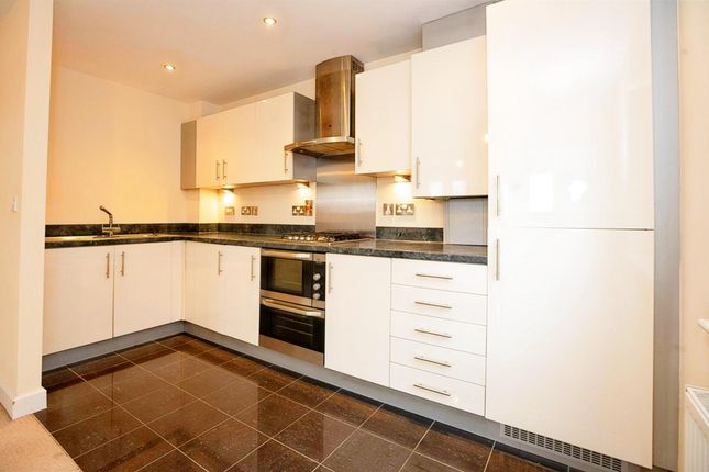 Thumbnail Flat for sale in Coventry Road, Narborough, Leicester