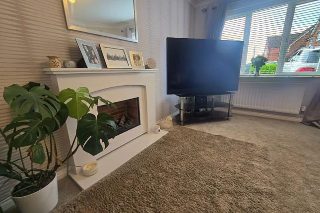 9, Trevone Way, Darlington photo 4