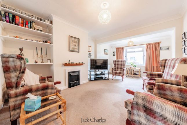 36, Henwoods Crescent, Tunbridge Wells photo 3