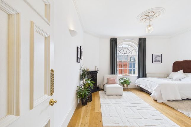 Flat 1, 12, Brunswick Square, Bristol photo 4