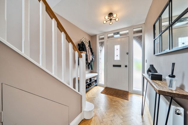 3, Sherwoods Road, Hertfordshire photo 2
