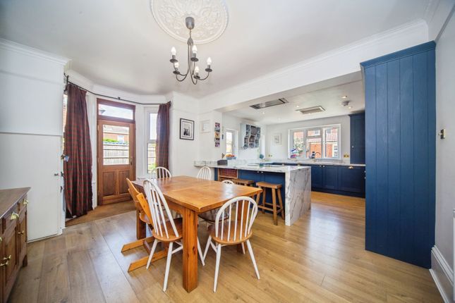 223, Foundry Lane, Southampton photo 4