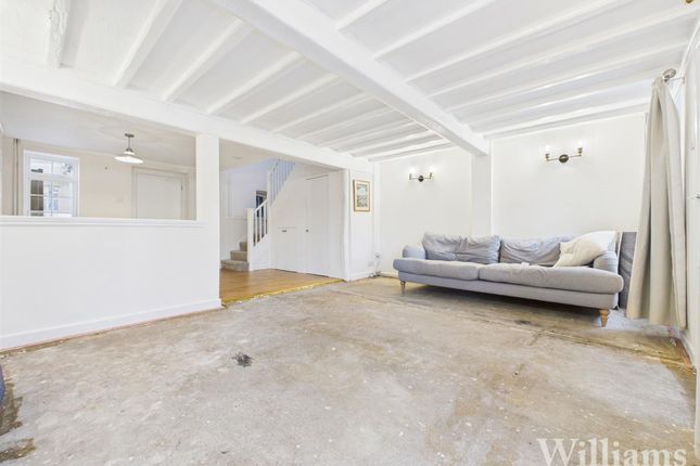 7 Upton Terrace, Aylesbury photo 4