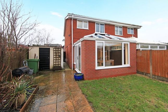 2, Sweet Chestnut Grove, Telford photo 2