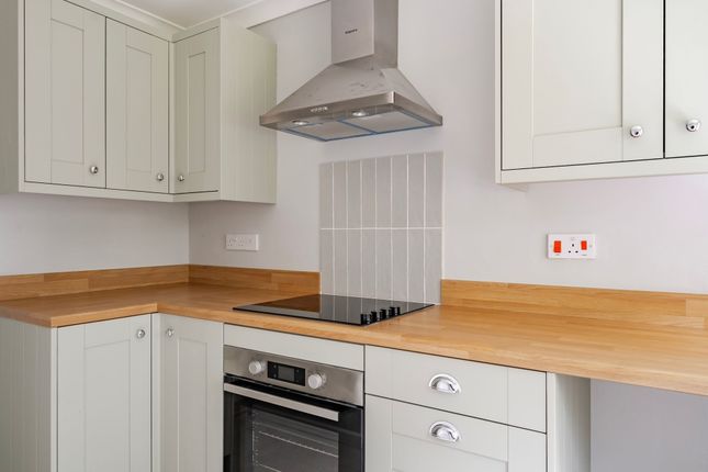 16 Recreation Road, Dereham photo 4