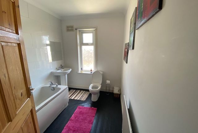 18a, HIGHFIELD ROAD, BRADFORD photo 3