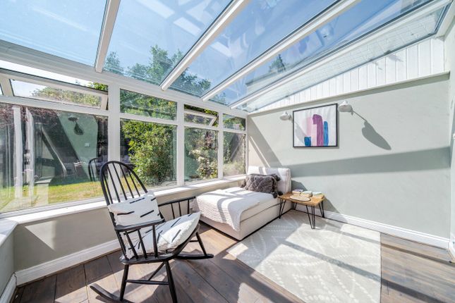 52, Robin Hood Lane, London photo 4