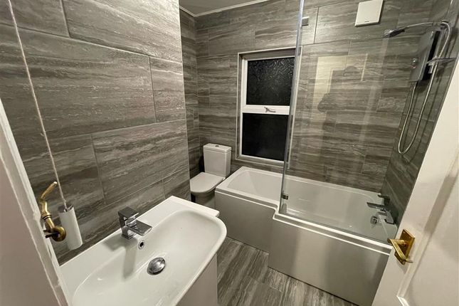 108, Lymore Avenue, Bath photo 5