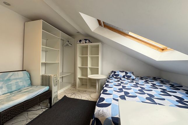 Loft Room, London photo 3