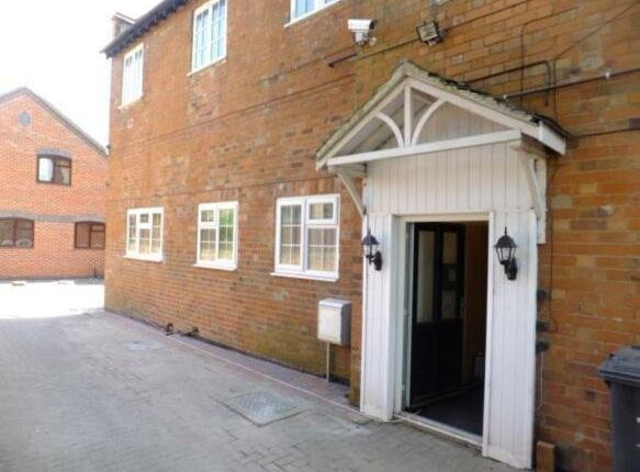 Tower Flat,, Lodge Mews, Derbyshire photo 2