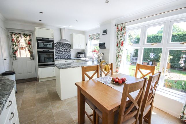 80, Hamble Road, Bedfordshire photo 2