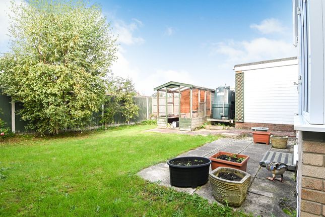 7, Meadow Close, Thetford photo 4