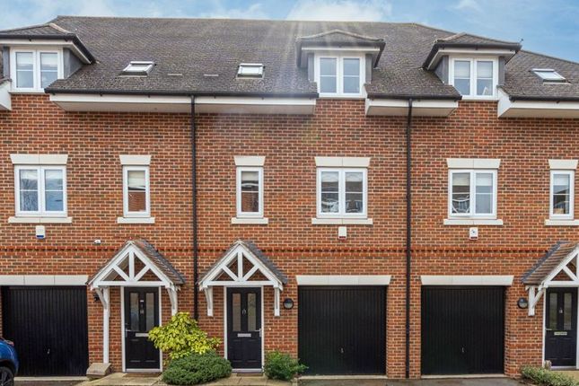Terraced house to rent in Findlay Mews, Marlow