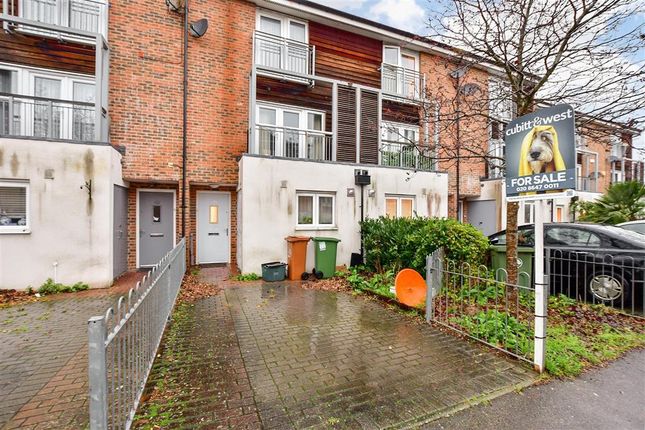 Thumbnail Town house for sale in Hengist Way, Wallington, Surrey