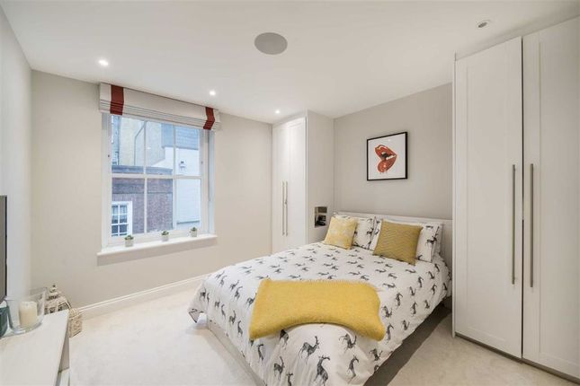 Terraced house for sale in Wimpole Mews, London