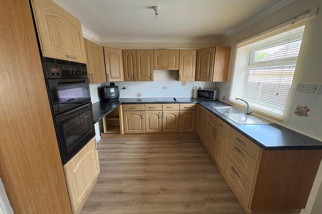 38, Brownhills Road, Cannock photo 2