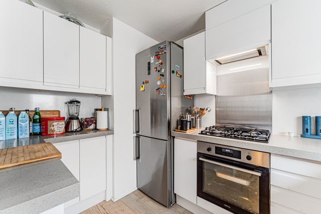 73, St. Pauls Close, London photo 4