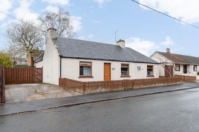 Thumbnail Cottage for sale in Station Road, Springfield, Cupar