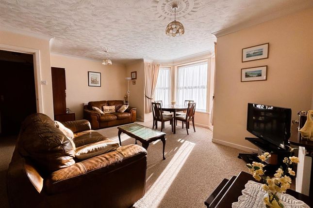 1 Beachside Court, Victoria Avenue, Swanage photo 4
