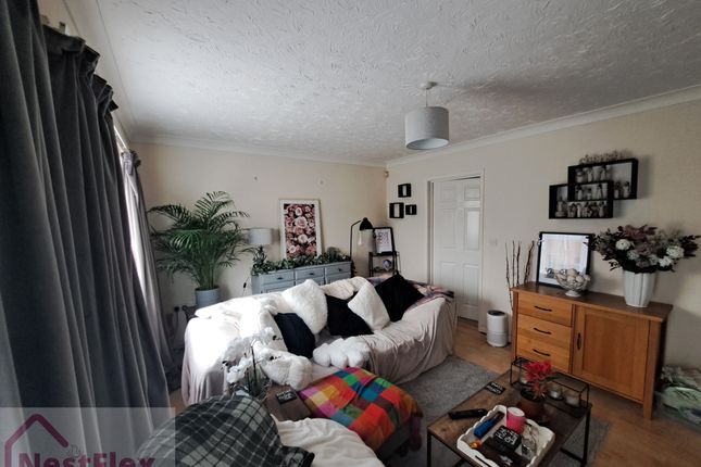 33 Tindall Close, Wisbech photo 3