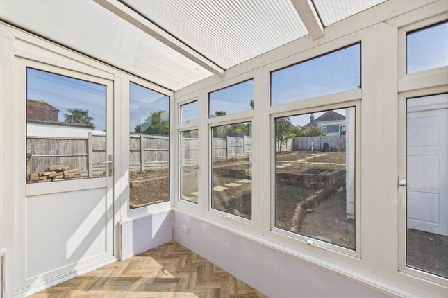 20 Overhill, Brighton photo 4