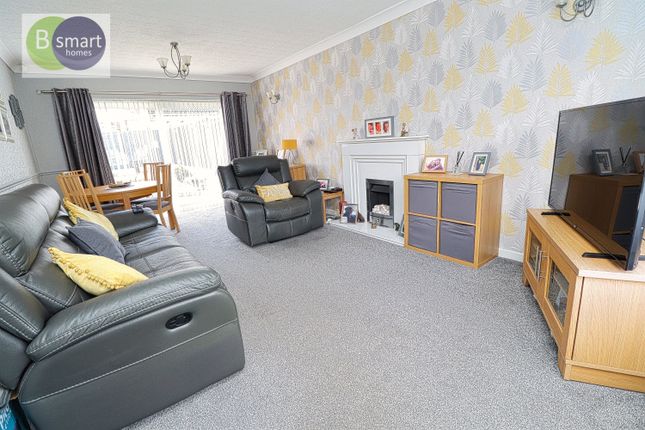 11, Muirfield Avenue, Mexborough photo 3