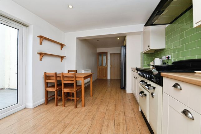 10, Duffries Close, Chelmsford photo 4