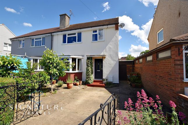Thumbnail Semi-detached house for sale in Deans Close, Abbots Langley