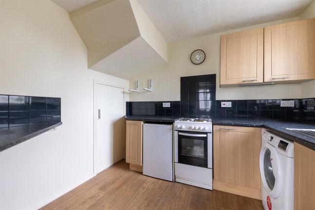 4, Craigard Place, Inverness photo 3