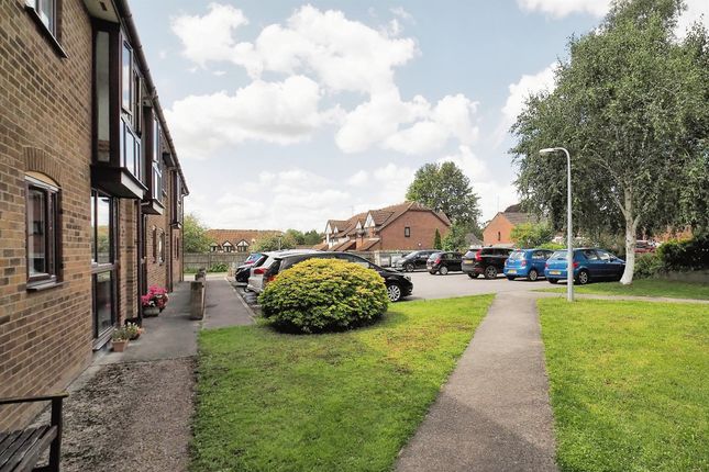 Flat for sale in London Road, Amesbury, Salisbury