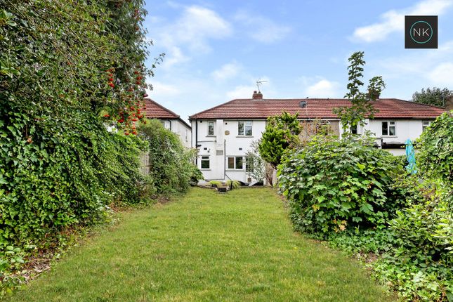 31 Southern Drive, Loughton, Essex photo 4