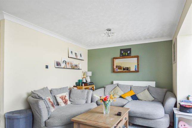 24, Vetch Walk, Haverhill photo 2